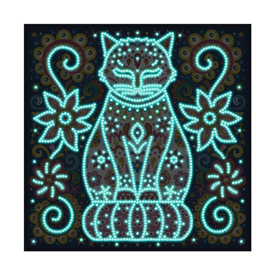 Kat Glow In The Dark | Diamond Painting